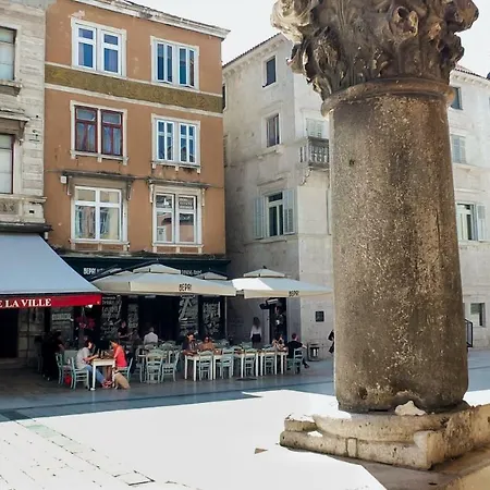 Old Square *
